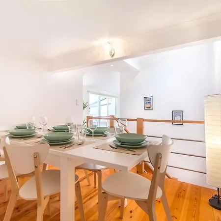 Alfama Lovely Duplex Lisbona