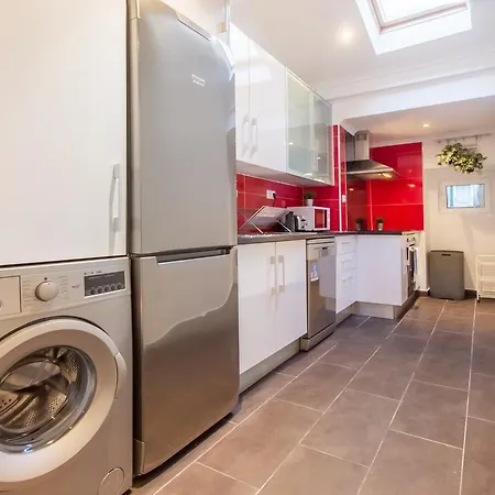 Alfama Lovely Duplex Apartment Lisbon